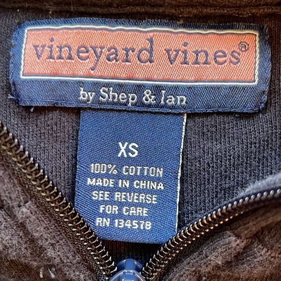 Vineyard Vines Martha’s Vineyard Quarter Zip - Picture 5 of 6